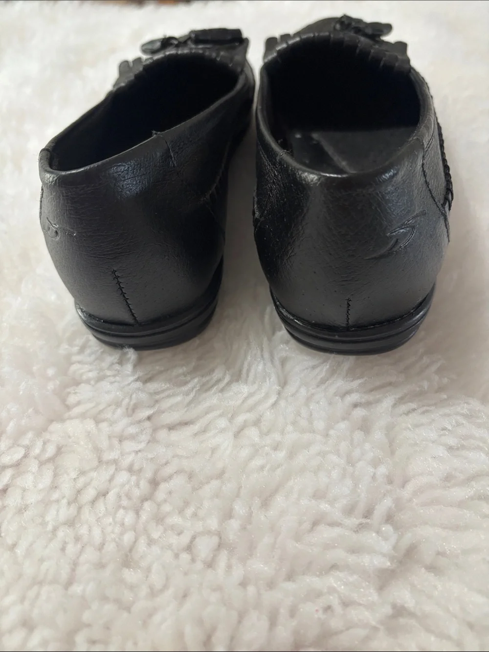 Dr. Scholl's Black Tassel Kiltie Loafers